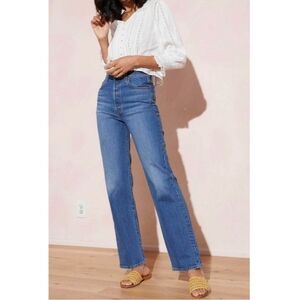 Levi's Ribcage Straight Jeans Size 26 Medium Wash EUC